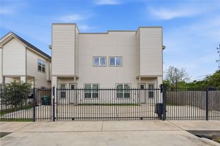 9320 Coffee Street A-B, Houston, TX 77033