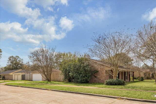 12403 Wedgehill Lane, Houston, TX 77077