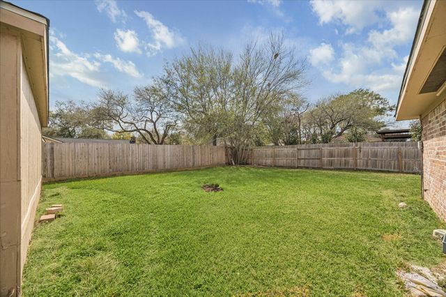 12403 Wedgehill Lane, Houston, TX 77077