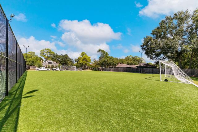 12403 Wedgehill Lane, Houston, TX 77077