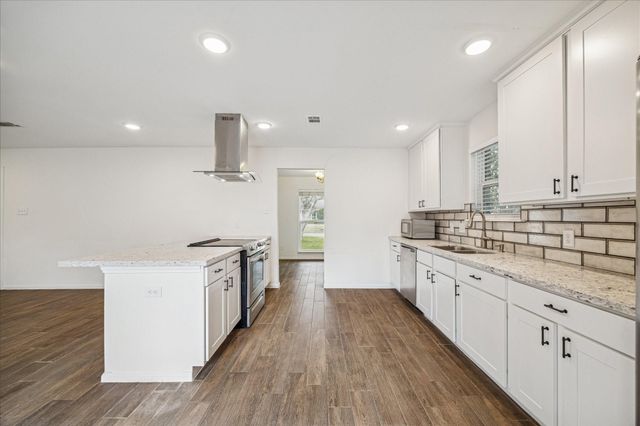 12403 Wedgehill Lane, Houston, TX 77077