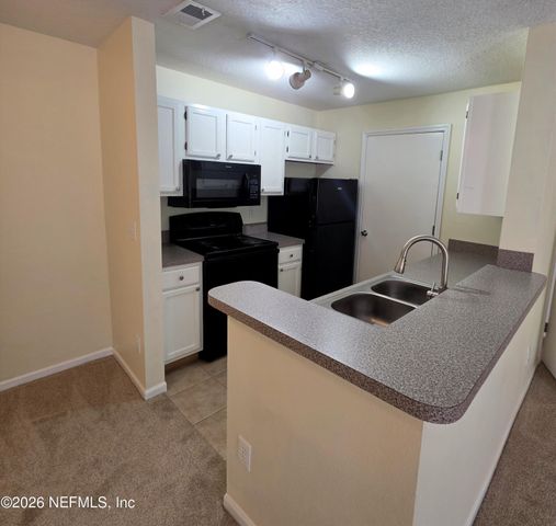 7701 TIMBERLIN PARK Boulevard 516, Jacksonville, FL 32256