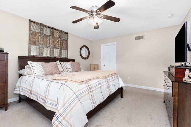 20752 Mary Drive, Lockport, IL 60441