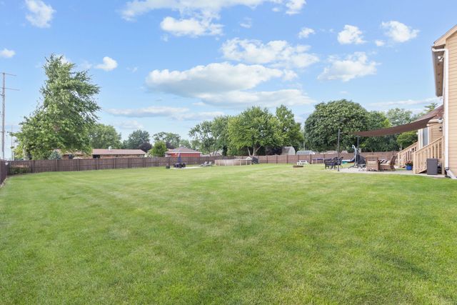 20752 Mary Drive, Lockport, IL 60441