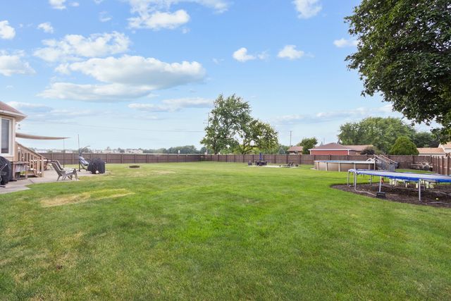 20752 Mary Drive, Lockport, IL 60441