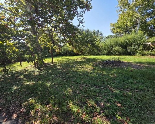 408 Dwyer Street, Angleton, TX 77515