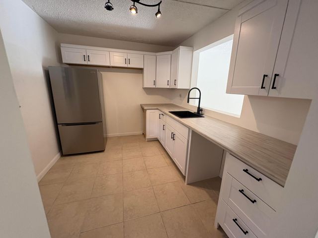 2850 Somerset Drive 208l, Lauderdale Lakes, FL 33311