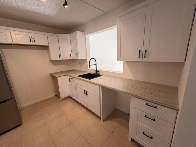 2850 Somerset Drive 208l, Lauderdale Lakes, FL 33311