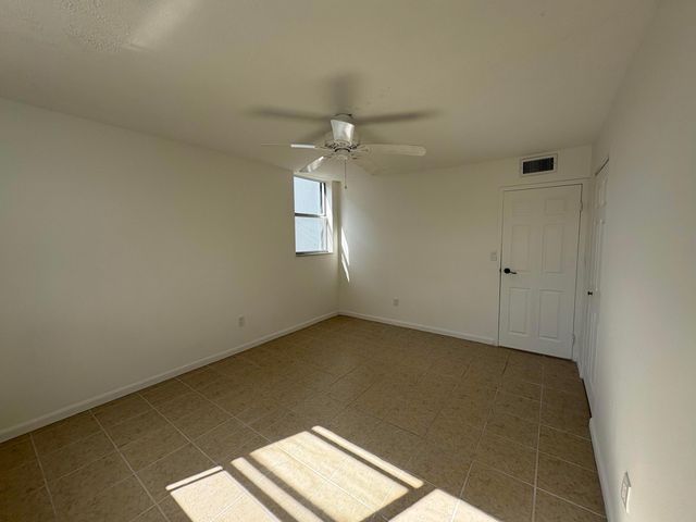 2850 Somerset Drive 208l, Lauderdale Lakes, FL 33311