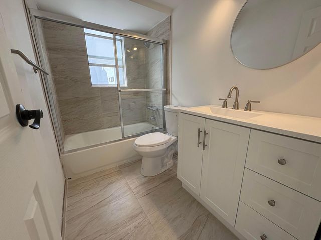 2850 Somerset Drive 208l, Lauderdale Lakes, FL 33311