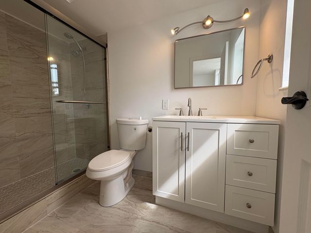 2850 Somerset Drive 208l, Lauderdale Lakes, FL 33311