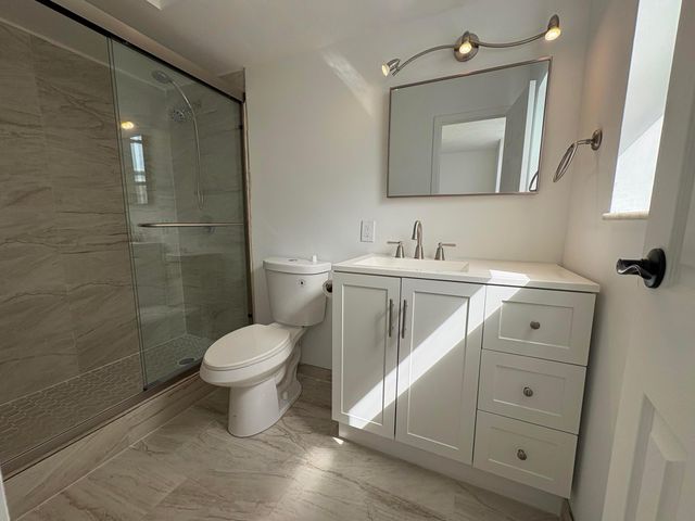 2850 Somerset Drive 208l, Lauderdale Lakes, FL 33311