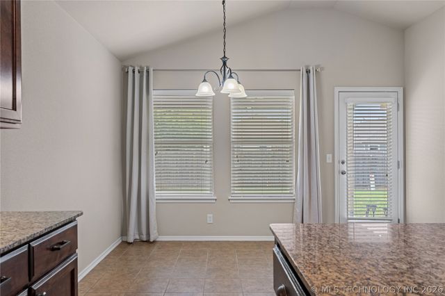4009 W 104th Place S, Tulsa, OK 74132