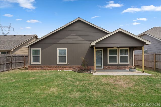 4009 W 104th Place S, Tulsa, OK 74132