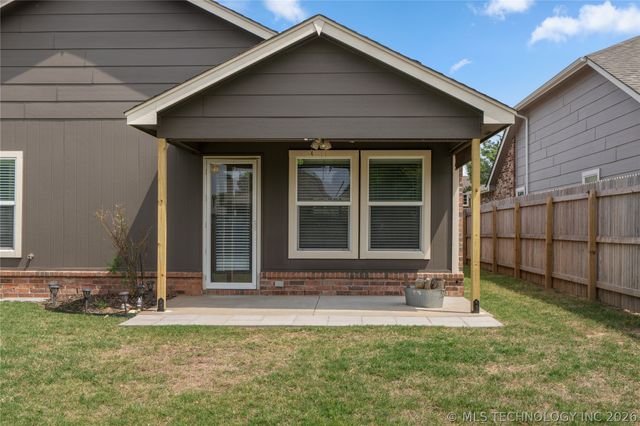 4009 W 104th Place S, Tulsa, OK 74132