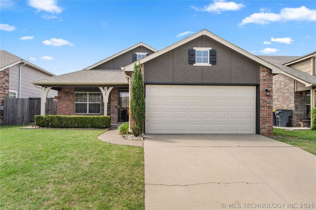 4009 W 104th Place S, Tulsa, OK 74132