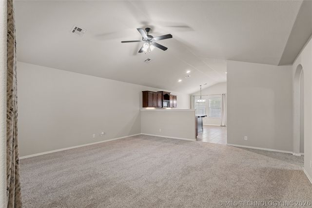 4009 W 104th Place S, Tulsa, OK 74132