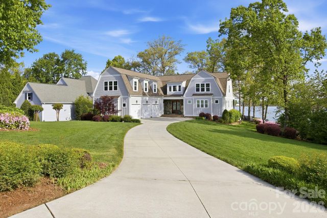 20727 Pointe Regatta Drive, Cornelius, NC 28031