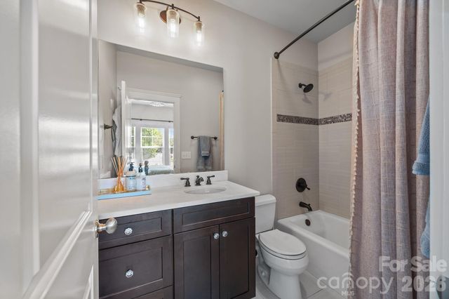 20727 Pointe Regatta Drive, Cornelius, NC 28031