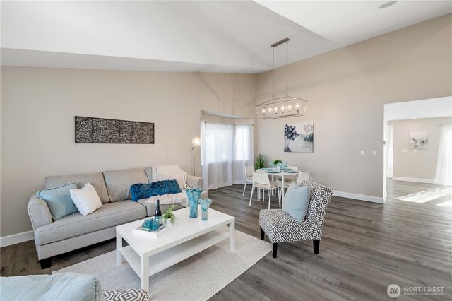 27456 237th Place SE, Maple Valley, WA 98038