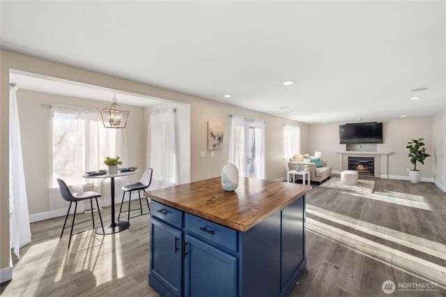 27456 237th Place SE, Maple Valley, WA 98038