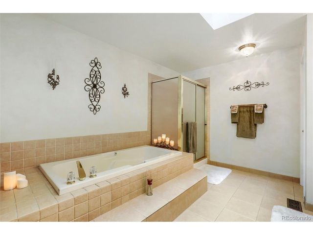 10000 E Yale Ave 7, Denver, CO 80231