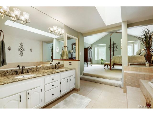 10000 E Yale Ave 7, Denver, CO 80231