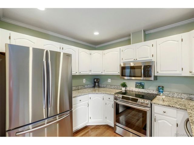 10000 E Yale Ave 7, Denver, CO 80231
