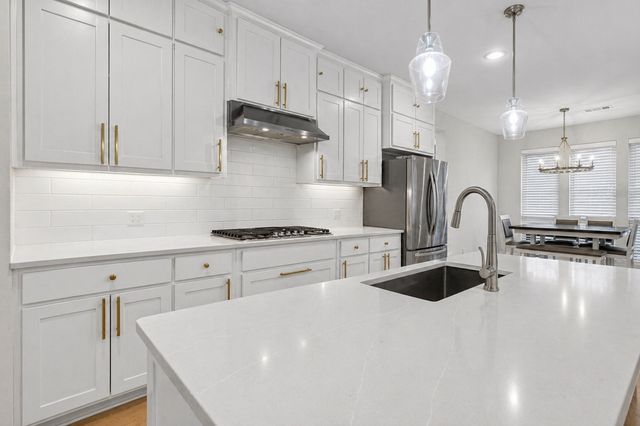 501 Upper Falls Lane, Mansfield, TX 76063