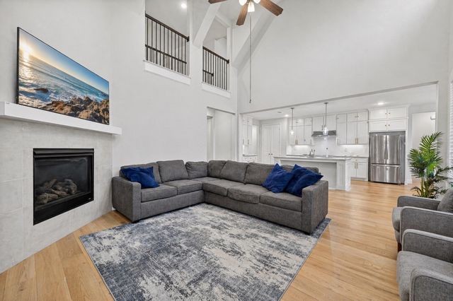 501 Upper Falls Lane, Mansfield, TX 76063