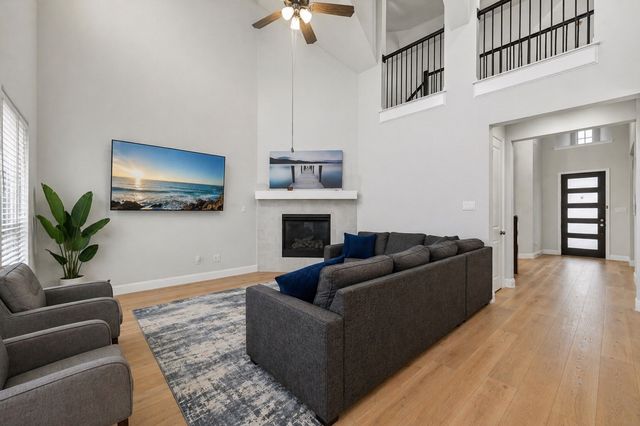 501 Upper Falls Lane, Mansfield, TX 76063