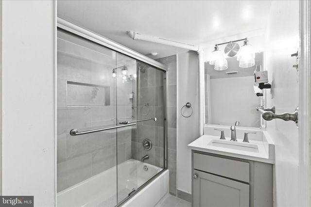 6929 DECATUR PL, Hyattsville, MD 20784