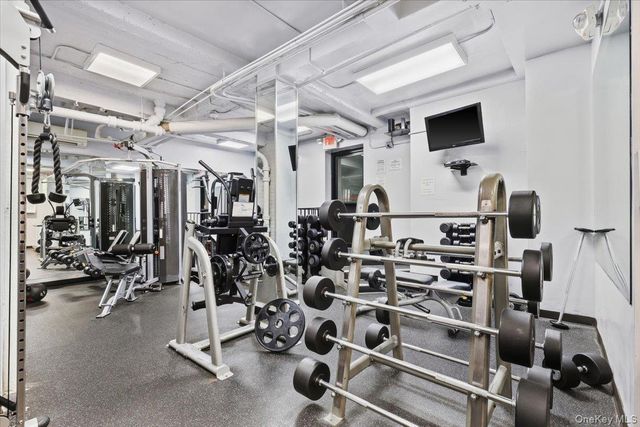 30 Ehrbar F121, Mount Vernon, NY 10552