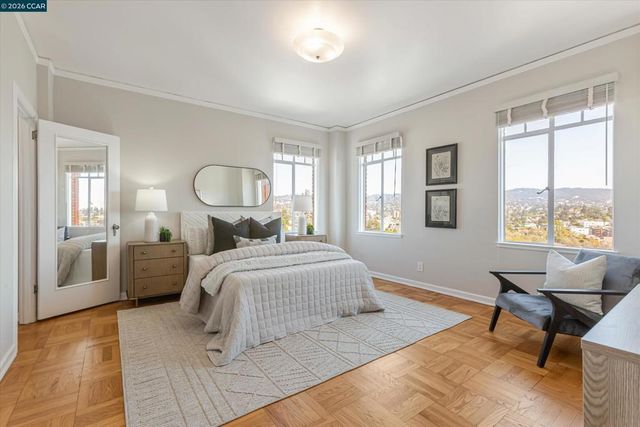 492 Staten Ave 1102, Oakland, CA 94610