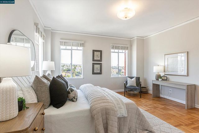 492 Staten Ave 1102, Oakland, CA 94610