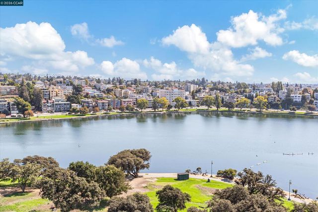492 Staten Ave 1102, Oakland, CA 94610