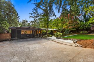 4215 Island Crest Way, Mercer Island, WA 98040