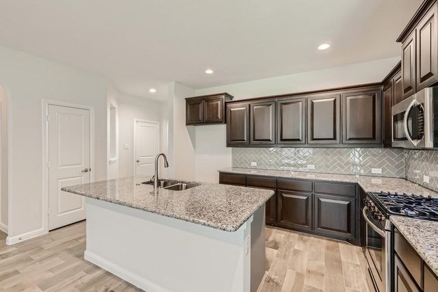 15952 Hayes Ridge Drive, Fort Worth, TX 76177