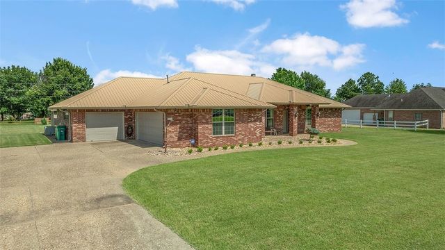 206 Fredonia Street, Elm Springs, AR 72762