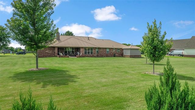 206 Fredonia Street, Elm Springs, AR 72762