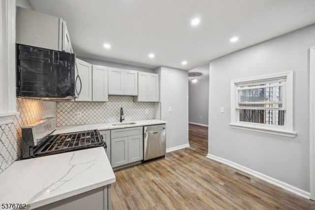 107 S 11Th St, Newark City, NJ 07107
