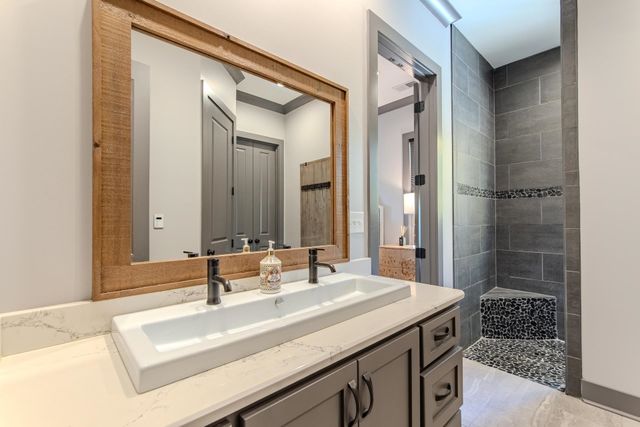 225 SANCTUARY DR, Savannah, TN 38372