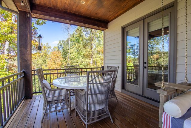 225 SANCTUARY DR, Savannah, TN 38372