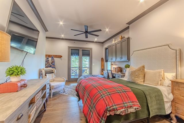 225 SANCTUARY DR, Savannah, TN 38372