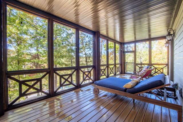 225 SANCTUARY DR, Savannah, TN 38372