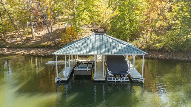 225 SANCTUARY DR, Savannah, TN 38372