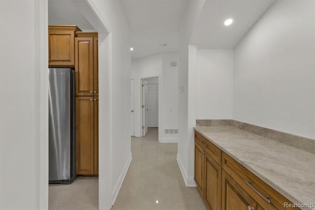 47974 Deer Trail Drive, Canton, MI 48187