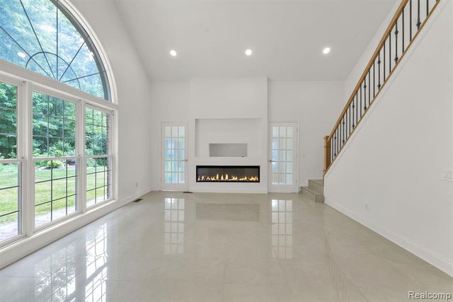 47974 Deer Trail Drive, Canton, MI 48187