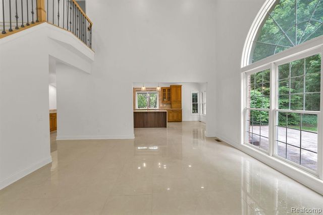 47974 Deer Trail Drive, Canton, MI 48187