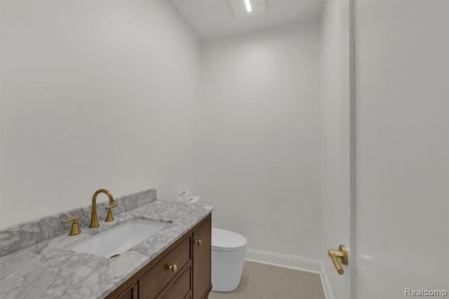 47974 Deer Trail Drive, Canton, MI 48187